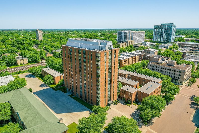 Oak Park, IL